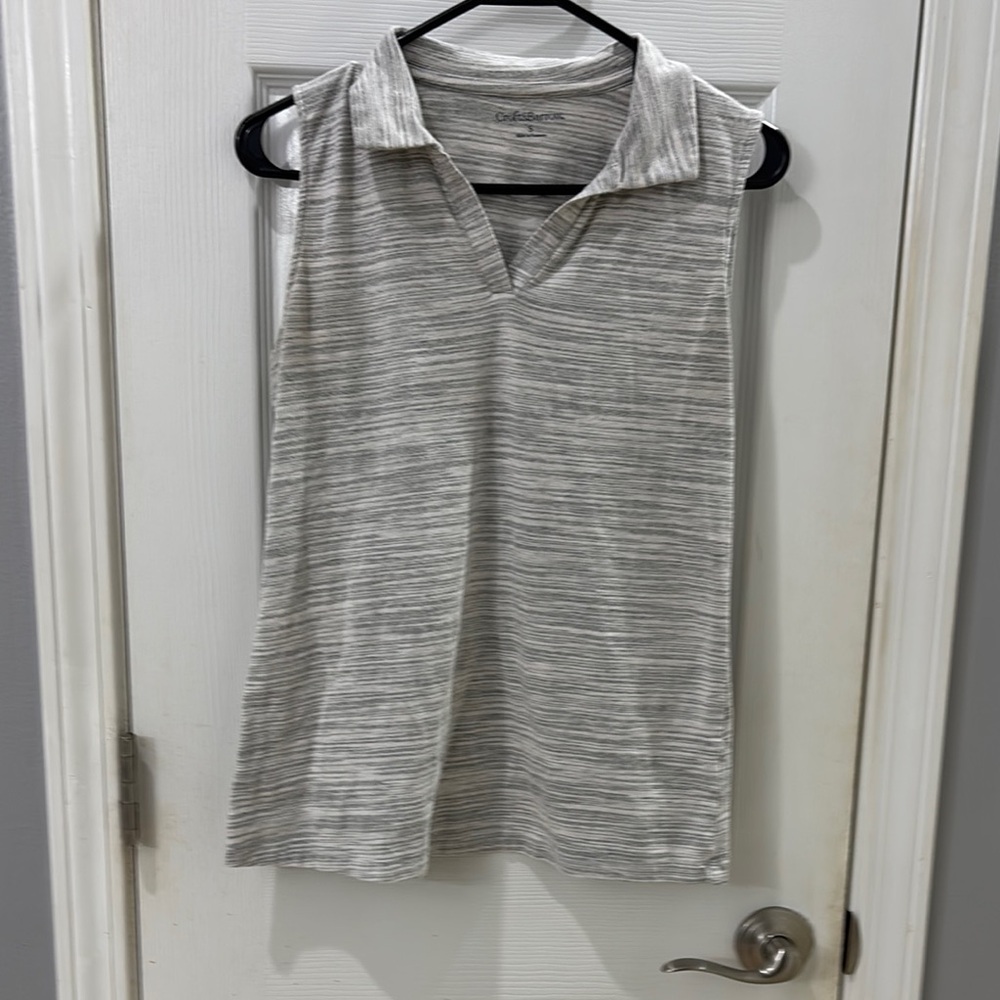 Croft & Barrow Gray Sleeveless Polo Tank Top